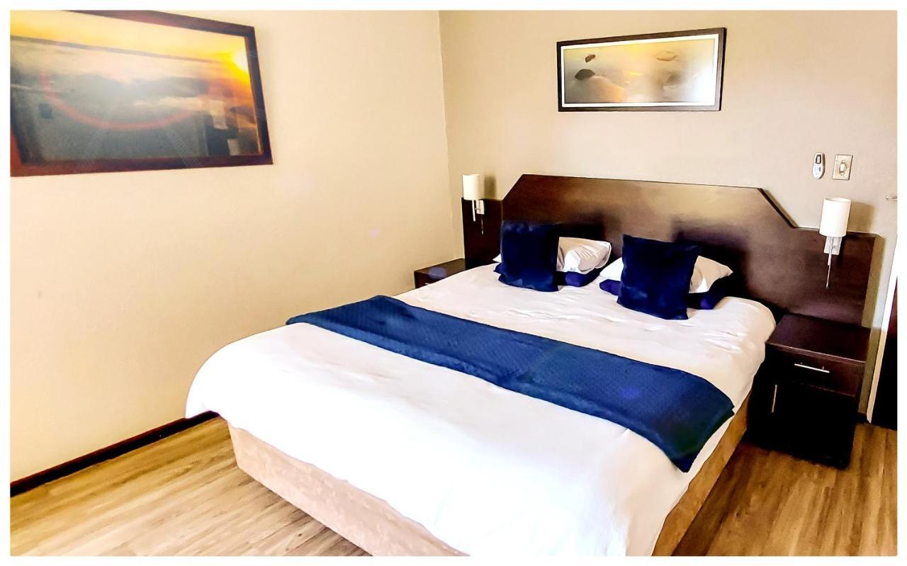 Beachwood Inn Melkbosstrand Cidade Do Cabo Exterior foto